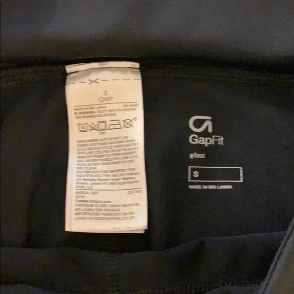 Gap - Picture 3 of 3